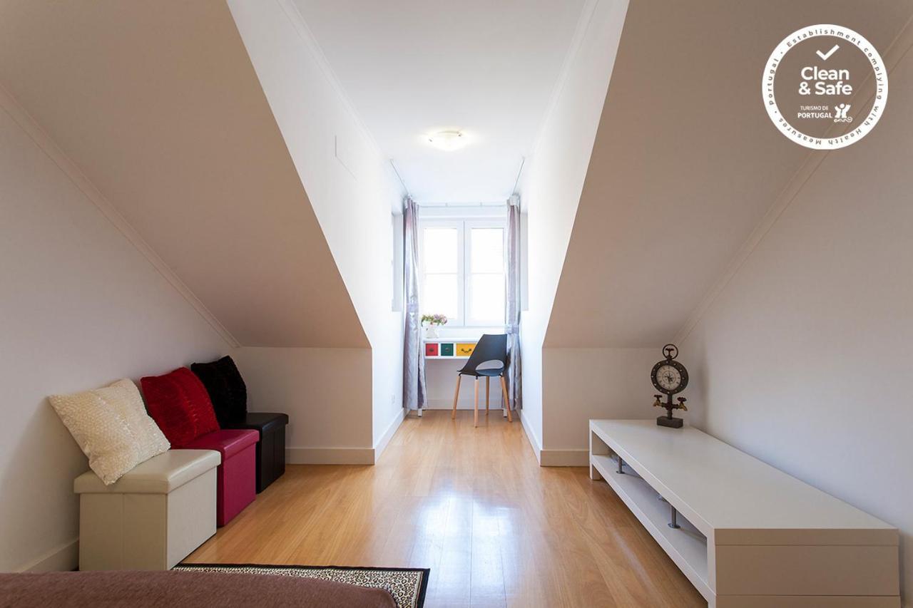 Santa Justa Suites By Homing Lisbon Exterior photo